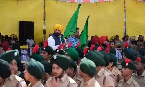 केजरीवाल और मान ने Punjab में नशा मुक्त भविष्य की शपथ ली