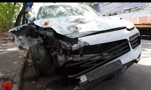 Chandigarh: अदालत ने पोर्श ड्राइवर को गिरफ्तारी से पहले जमानत दे दी Chandigarh: अदालत ने पोर्श ड्राइवर को गिरफ्तारी से पहले जमानत दे दी