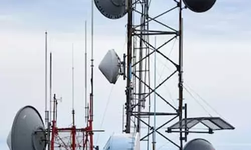 BSNL की चूक से सरकार को ₹1,757 करोड़ का नुकसान: CAG BSNL की चूक से सरकार को ₹1,757 करोड़ का नुकसान: CAG