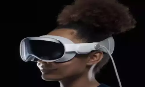 Apple ने Vision Pro के लिए नया अपडेट लॉन्च किया