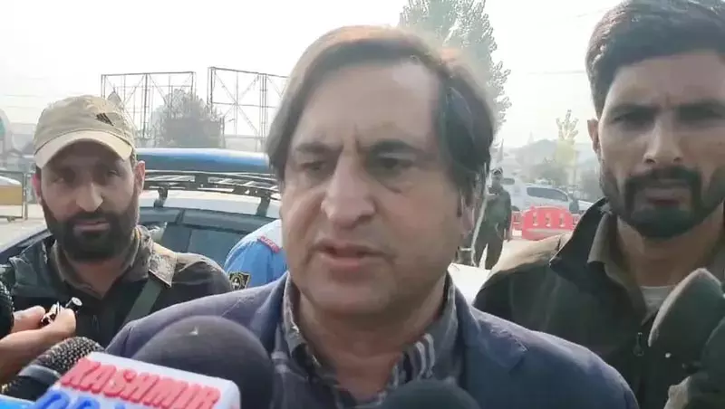सज्जाद लोन ने वक्फ कानून संशोधन की निंदा, मुस्लिम अधिकारों पर हमला बताया सज्जाद लोन ने वक्फ कानून संशोधन की निंदा, मुस्लिम अधिकारों पर हमला बताया