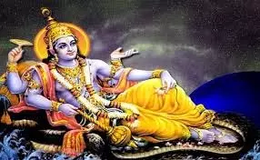 धर्म: जानिए क्यों भगवान विष्णु को हरि कहा जाता है, गुरुवार को क्यों की जाती है उनकी पूजा धर्म: जानिए क्यों भगवान विष्णु को हरि कहा जाता है, गुरुवार को क्यों की जाती है उनकी पूजा