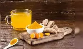 Health: सर्वाइकल, पीरियड्स का दर्द या माइग्रेन, कई बीमारियों की दवा है गोल्डन वॉटर Health: सर्वाइकल, पीरियड्स का दर्द या माइग्रेन, कई बीमारियों की दवा है गोल्डन वॉटर