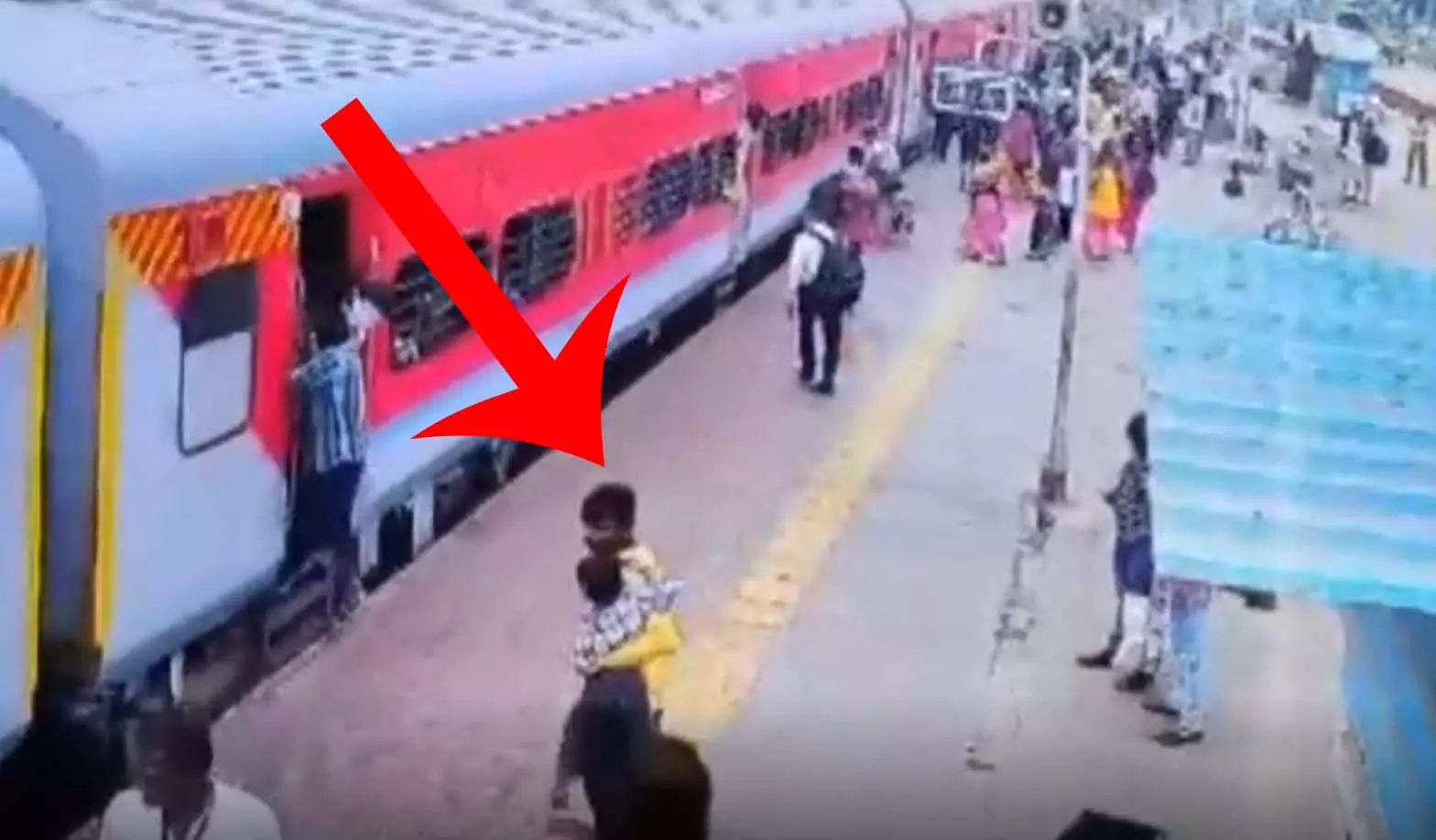 अपहरण का LIVE वीडियो, पुलिस का ताबड़तोड़ एक्शन अपहरण का LIVE वीडियो, पुलिस का ताबड़तोड़ एक्शन