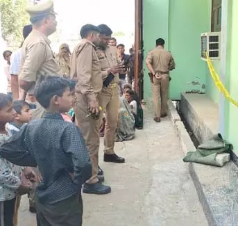 Uttar Pradesh Crime : ज्योति के लिए 2 मौतें, युवक ने भाई की साली की हत्या कर खुद को मारी गोली Uttar Pradesh Crime : ज्योति के लिए 2 मौतें, युवक ने भाई की साली की हत्या कर खुद को मारी गोली