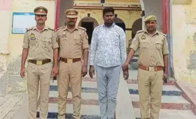 Ballia: 11 मुकदमों में वांछित आरोपी तमंचा और कारतूस के साथ गिरफ्तार Ballia: 11 मुकदमों में वांछित आरोपी तमंचा और कारतूस के साथ गिरफ्तार