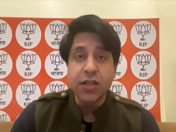 BJP के पूनावाला ने लोकसभा में वक्फ विधेयक पारित होने का स्वागत किया BJP के पूनावाला ने लोकसभा में वक्फ विधेयक पारित होने का स्वागत किया