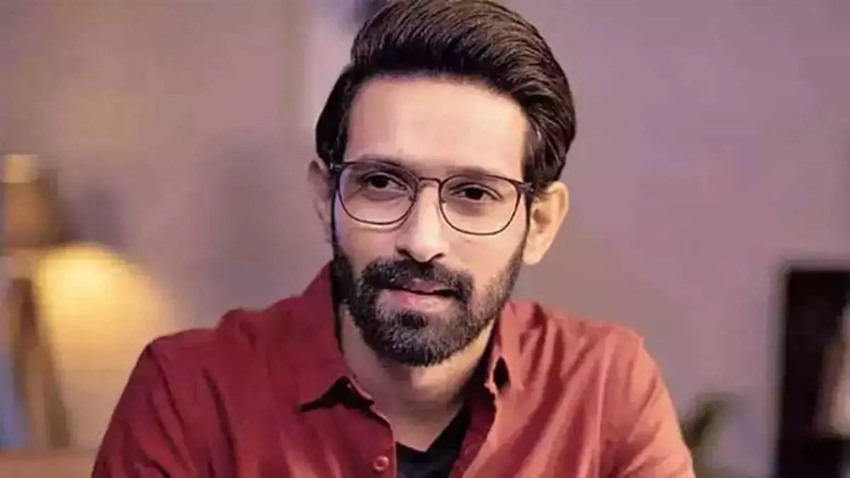 Vikrant Massey : 12वीं फेल ने बदली किस्मत फिर भी Vikrant Massey : 12वीं फेल ने बदली किस्मत फिर भी