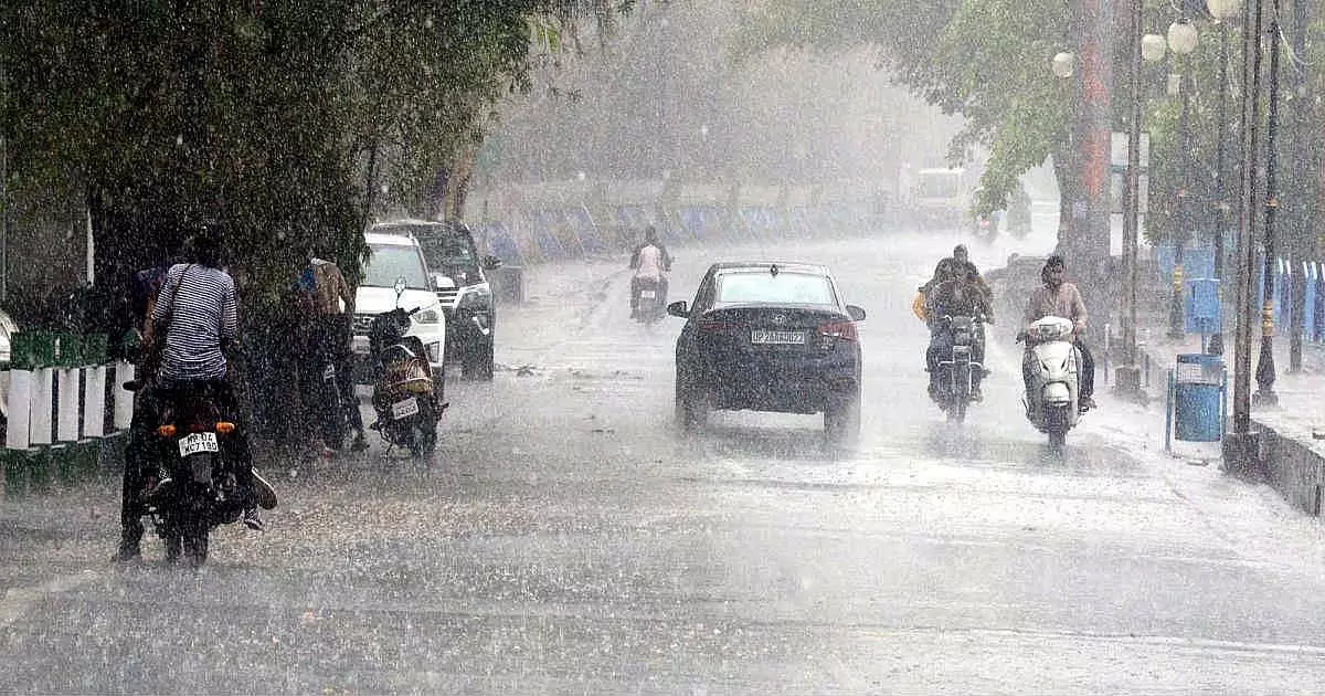 इंदौर में चिलचिलाती धूप को छुपाएंगे बादल; आने वाले दिनों में बारिश की संभावना इंदौर में चिलचिलाती धूप को छुपाएंगे बादल; आने वाले दिनों में बारिश की संभावना