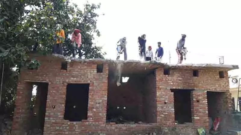 Jalandhar: शहर में ड्रग तस्कर का घर ध्वस्त Jalandhar: शहर में ड्रग तस्कर का घर ध्वस्त