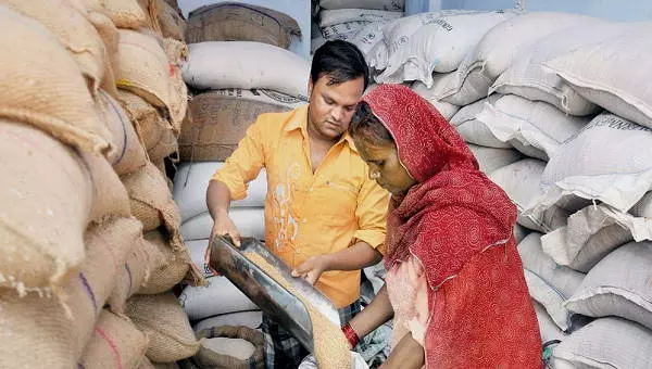 Jalore: गिव-अप अभियान में नाम नहीं हटाने पर वसूली के लिए अब तक 165 नोटिस किए गए जारी Jalore: गिव-अप अभियान में नाम नहीं हटाने पर वसूली के लिए अब तक 165 नोटिस किए गए जारी