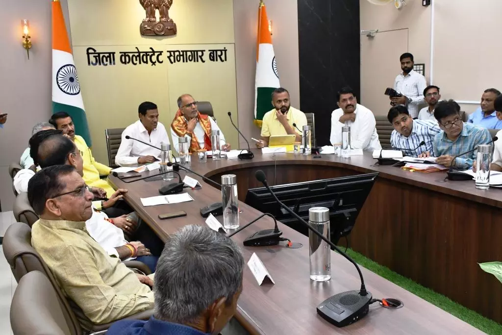 Jaipur: आगामी गर्मी में बारां-झालावाड़ में पेयजल वितरण के लिए प्रभावी कदम उठायें- पीएचईडी मंत्री Jaipur: आगामी गर्मी में बारां-झालावाड़ में पेयजल वितरण के लिए प्रभावी कदम उठायें- पीएचईडी मंत्री