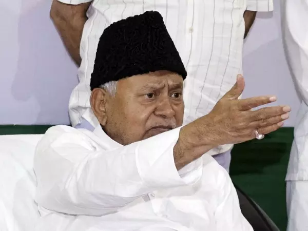 JD U नेता कासिम अंसारी ने पार्टी द्वारा वक्फ बिल का समर्थन करने के बाद दिया इस्तीफा JD U नेता कासिम अंसारी ने पार्टी द्वारा वक्फ बिल का समर्थन करने के बाद दिया इस्तीफा