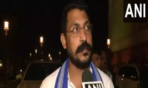 वक्फ (संशोधन) विधेयक के खिलाफ लड़ाई जारी रखेंगे: Azad Samaj Party chief