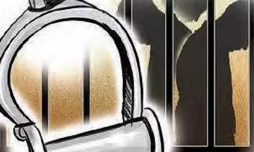 विरुगमबक्कम के 45 वर्षीय वकील की हत्या के मामले में दो गिरफ्तार विरुगमबक्कम के 45 वर्षीय वकील की हत्या के मामले में दो गिरफ्तार