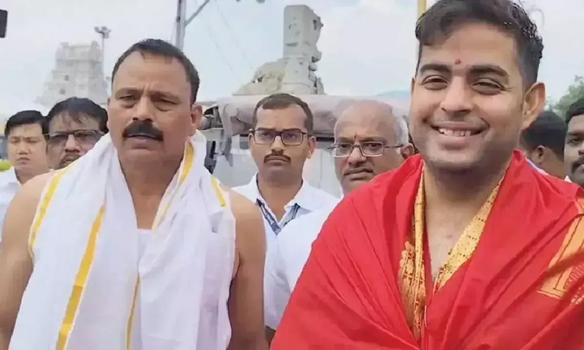 Andhra: आकाश अंबानी ने की भगवान वेंकटेश्वर की पूजा