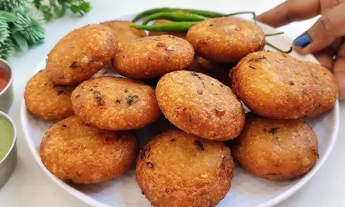 Try करें पोहा कटलेट, बार बार होगी बनवाने की डिमांड Try करें पोहा कटलेट, बार बार होगी बनवाने की डिमांड