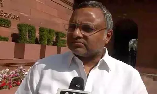 कांग्रेस सांसद कार्ति चिदंबरम ने US शुल्कों पर कहा- इसका निश्चित रूप से हमारे निर्यात पर प्रभाव पड़ेगा कांग्रेस सांसद कार्ति चिदंबरम ने US शुल्कों पर कहा- इसका निश्चित रूप से हमारे निर्यात पर प्रभाव पड़ेगा