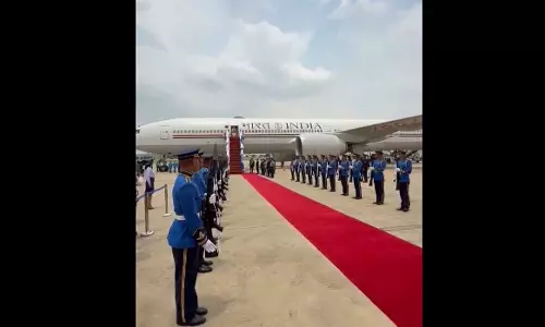 प्रधानमंत्री मोदी BIMSTEC शिखर सम्मेलन में हिस्सा लेने बैंकॉक पहुंचे प्रधानमंत्री मोदी BIMSTEC शिखर सम्मेलन में हिस्सा लेने बैंकॉक पहुंचे