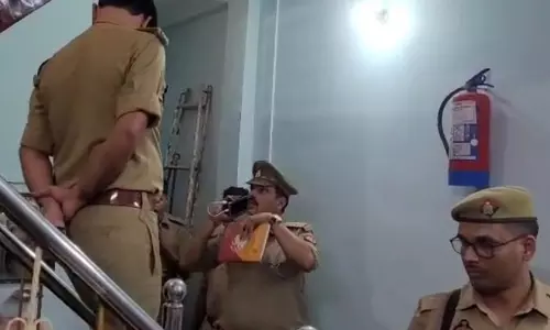 Ballia: स्टेशन रोड स्थित महावीर लॉज में युवती की मौत, युवक के खिलाफ मुकदमा दर्ज