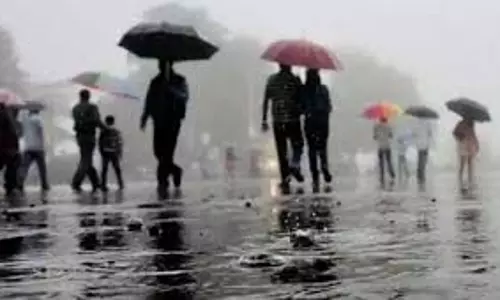 Ranchi: 10 जिलों में तेज गर्जना और आंधी का ऑरेंज अलर्ट जारी Ranchi: 10 जिलों में तेज गर्जना और आंधी का ऑरेंज अलर्ट जारी