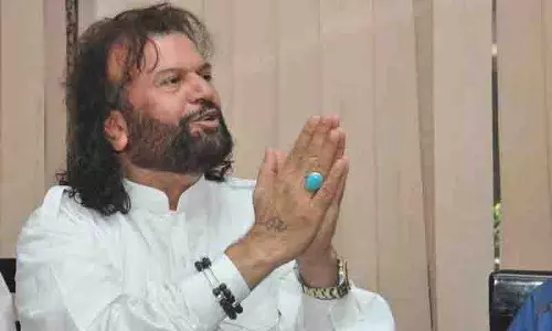Sufi Singer हंस राज हंस की पत्नी रेशम कौर का 62 साल की उम्र में निधन, शोक संतप्त