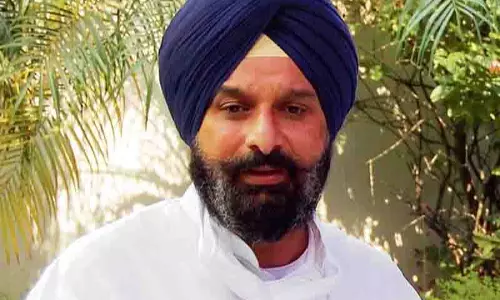 मजीठिया की सुरक्षा कम की, वापस नहीं ली गई: Govt मजीठिया की सुरक्षा कम की, वापस नहीं ली गई: Govt