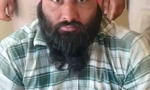 कर्ज बढ़ने से परेशान Tarn Taran के एक ग्रामीण ने नशीले पदार्थों का कारोबार शुरू कर दिया
