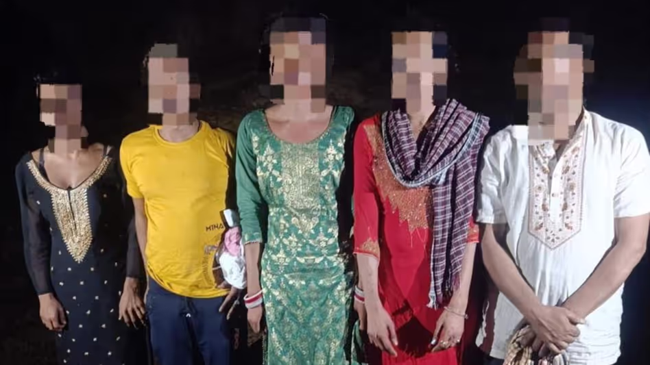 Assam में अवैध घुसपैठ पर कार्रवाई पांच बांग्लादेशी नागरिकों को गिरफ्तार Assam में अवैध घुसपैठ पर कार्रवाई पांच बांग्लादेशी नागरिकों को गिरफ्तार