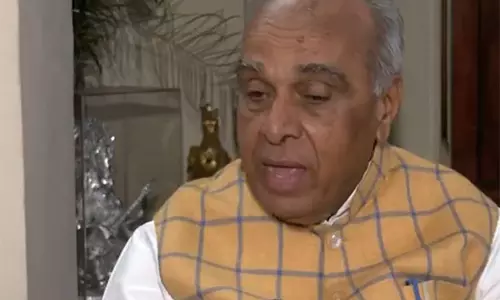 सभी को लाभ होगा: वक्फ बिल जेपीसी अध्यक्ष जगदंबिका पाल ने लोकसभा में विधेयक पारित होने पर कहा सभी को लाभ होगा: वक्फ बिल जेपीसी अध्यक्ष जगदंबिका पाल ने लोकसभा में विधेयक पारित होने पर कहा