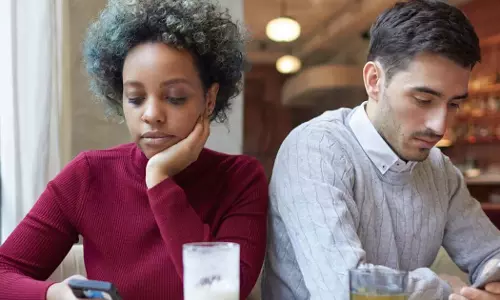 Relationship : रिश्तों में आने वाली 7 आम समस्याएं और समाधान