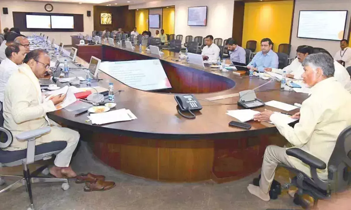 Andhra: नायडू ने टीटीडी सेवाओं में सुधार के आदेश दिए