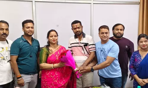 पार्षद श्वेता विश्वकर्मा को नगर पालिक निगम जोन 7 का अध्यक्ष बनाया गया पार्षद श्वेता विश्वकर्मा को नगर पालिक निगम जोन 7 का अध्यक्ष बनाया गया