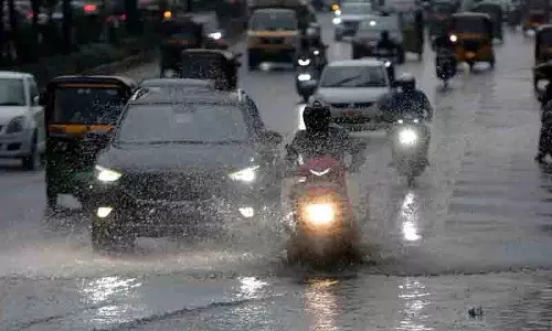 बेमौसम बारिश और ओलावृष्टि ने मचाई तबाही, तीन की मौत