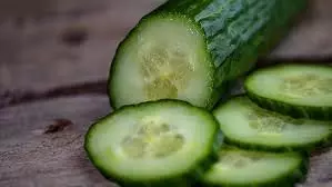 Health: गर्मियों में खीरे को अपनी डाइट में इस तरह करें शामिल, सेहत के लिए होगा फायदेमंद Health: गर्मियों में खीरे को अपनी डाइट में इस तरह करें शामिल, सेहत के लिए होगा फायदेमंद