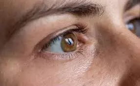 Eye Care Tips: बढ़ती उम्र में आंखों की रोशनी बनाए रखने के लिए अपनाएं ये आदतें Eye Care Tips: बढ़ती उम्र में आंखों की रोशनी बनाए रखने के लिए अपनाएं ये आदतें