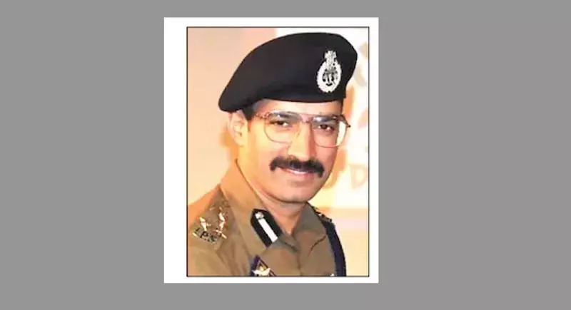 उधमपुर में दो संदिग्धों के बाद अतिरिक्त बल तैनात: डीआईजी भट उधमपुर में दो संदिग्धों के बाद अतिरिक्त बल तैनात: डीआईजी भट