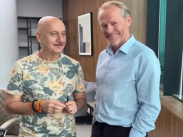 Anupam Kher ने बताया कि उन्होंने अपनी फिल्म तन्वी द ग्रेट में गेम ऑफ थ्रोन्स के अभिनेता इयान ग्लेन को कैसे कास्ट किया Anupam Kher ने बताया कि उन्होंने अपनी फिल्म तन्वी द ग्रेट में गेम ऑफ थ्रोन्स के अभिनेता इयान ग्लेन को कैसे कास्ट किया