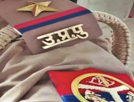 ग्रेटर नोएडा : पत्रकार समेत तीन अभियुक्तों पर रंगदारी और धमकी का आरोप, पुलिस ने दाखिल की चार्जशीट ग्रेटर नोएडा : पत्रकार समेत तीन अभियुक्तों पर रंगदारी और धमकी का आरोप, पुलिस ने दाखिल की चार्जशीट