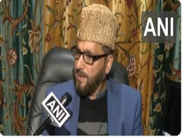 मुसलमानों के साथ विश्वासघात: वक्फ विधेयक पर Jammu and Kashmir के ग्रैंड मुफ्ती मुसलमानों के साथ विश्वासघात: वक्फ विधेयक पर Jammu and Kashmir के ग्रैंड मुफ्ती