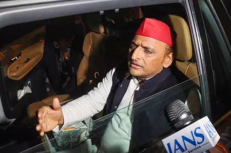भाजपा जब भी कोई नया बिल लाती है तो वो अपनी नाकामी छुपाती है : अखिलेश यादव भाजपा जब भी कोई नया बिल लाती है तो वो अपनी नाकामी छुपाती है : अखिलेश यादव