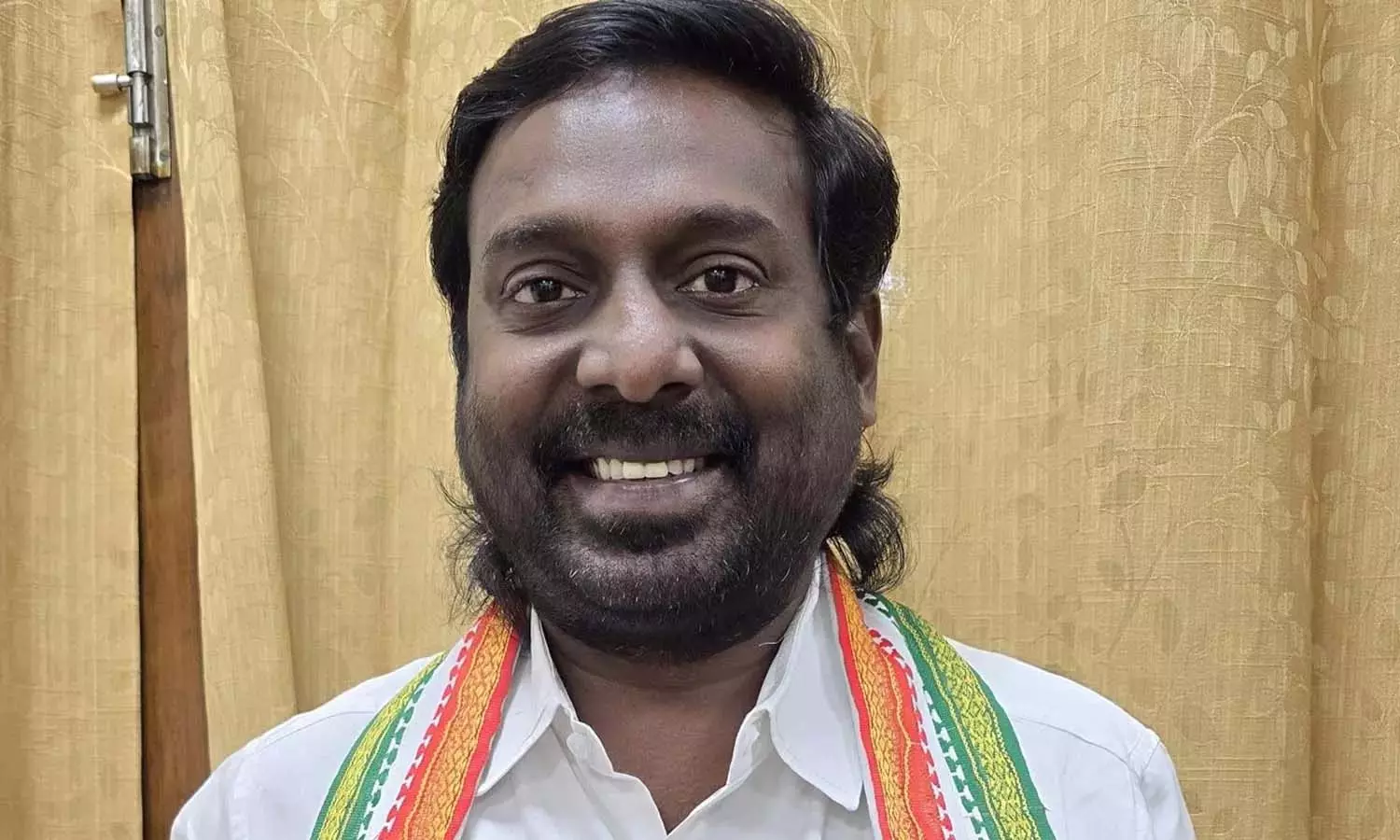 शिक्षा ऋण बिना किसी जमानत के उपलब्ध कराया जाना चाहिए: MP Vijay Vasant शिक्षा ऋण बिना किसी जमानत के उपलब्ध कराया जाना चाहिए: MP Vijay Vasant
