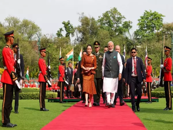 PM Modi और थाईलैंड के प्रधानमंत्री ने रक्षा, सुरक्षा साझेदारी को मजबूत करने के तरीकों पर चर्चा की PM Modi और थाईलैंड के प्रधानमंत्री ने रक्षा, सुरक्षा साझेदारी को मजबूत करने के तरीकों पर चर्चा की