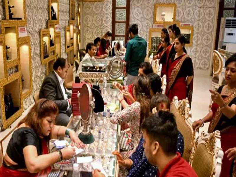 ट्रम्प के 27% टैरिफ से भारतीय रत्न उद्योग को होगा नुकसान ट्रम्प के 27% टैरिफ से भारतीय रत्न उद्योग को होगा नुकसान