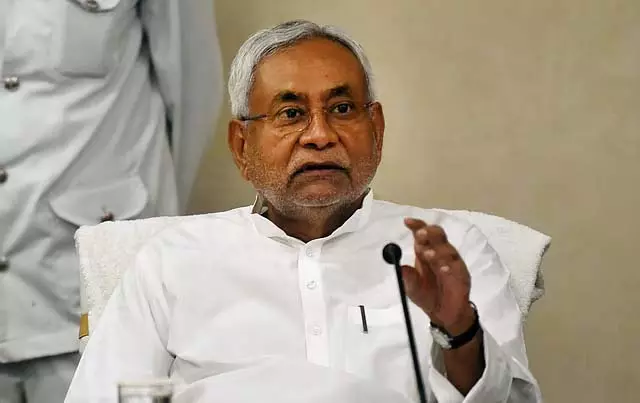 Bihar: वक्फ विधेयक पारित होने से नीतीश कुमार से पार्टी सदस्य नाखुश Bihar: वक्फ विधेयक पारित होने से नीतीश कुमार से पार्टी सदस्य नाखुश