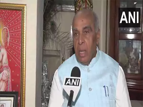 संसद द्वारा वक्फ संशोधन विधेयक पारित किए जाने के बाद Jagdambika Pal ने कहा- बड़ा सुधार संसद द्वारा वक्फ संशोधन विधेयक पारित किए जाने के बाद Jagdambika Pal ने कहा- बड़ा सुधार