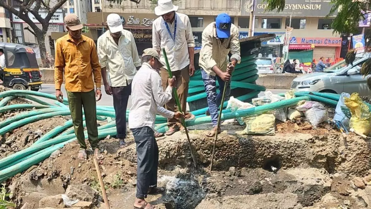 Thane: नगर निगम ने मुंब्रा और दिवा में 27 अवैध जल कनेक्शन बंद किए Thane: नगर निगम ने मुंब्रा और दिवा में 27 अवैध जल कनेक्शन बंद किए