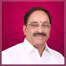 Telangana: कृषि मंत्री चाहते हैं कि रायथु बाज़ारों से बिचौलिए बाहर रहें Telangana: कृषि मंत्री चाहते हैं कि रायथु बाज़ारों से बिचौलिए बाहर रहें