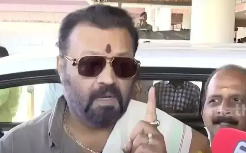 Kerala : आप कौन होते हैं पूछने वाले? बहुत सावधान रहें जबलपुर हमले पर सांसद सुरेश गोपी का मीडिया पर गुस्सा Kerala : आप कौन होते हैं पूछने वाले? बहुत सावधान रहें जबलपुर हमले पर सांसद सुरेश गोपी का मीडिया पर गुस्सा
