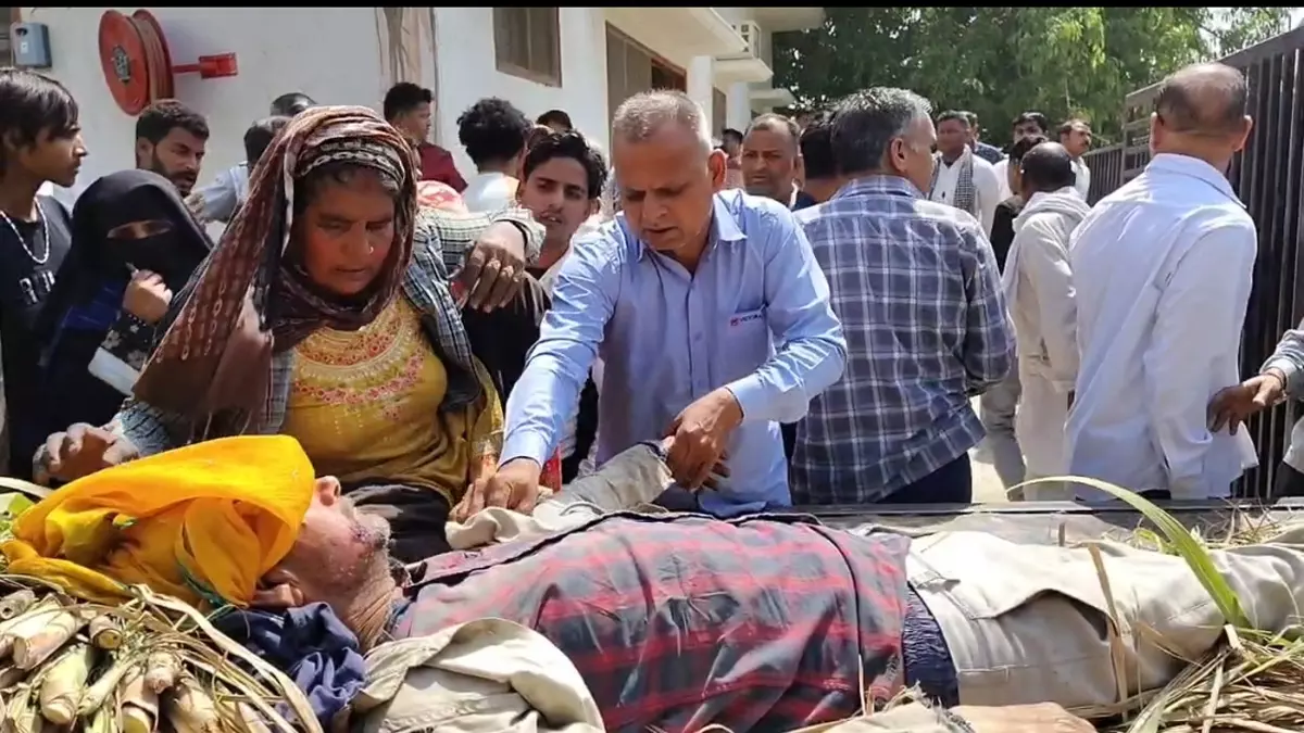 Bijnor: सरेआम दंपति पर हमला, कानून-व्यवस्था पर उठे सवाल Bijnor: सरेआम दंपति पर हमला, कानून-व्यवस्था पर उठे सवाल